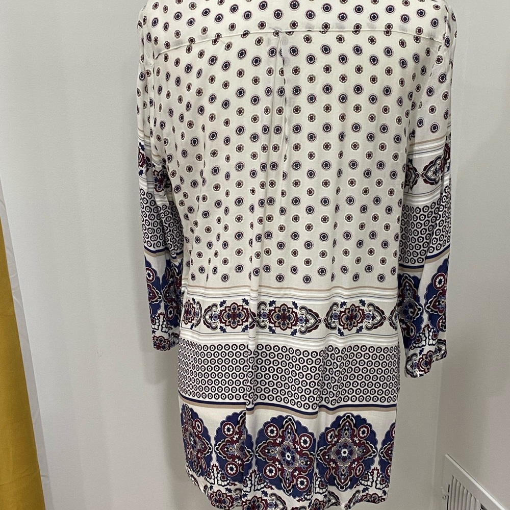 Elegant Navy and White Women's Tunic Top - Picture 4 of 5